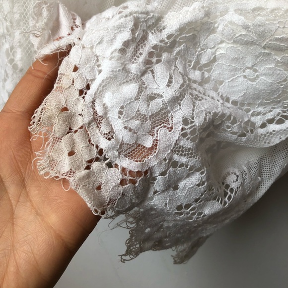 BDCOCO Deep V-Neck Floral Lace Maxi Dress - Picture 8 of 8